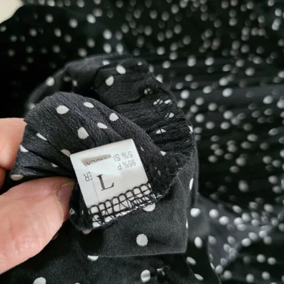 Women's Soft pleated Polka Dot Long Skirt - Picture 3 of 7